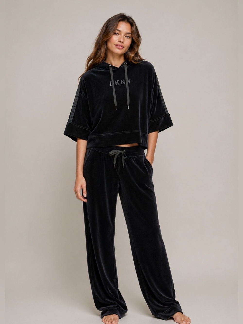 🇺🇸Firm Price🇺🇸DKNY sport logo bell sleeve Velour cropped hood
